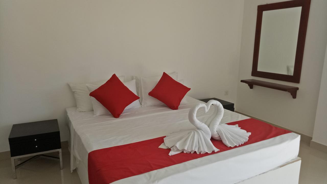 Bed and Breakfast Grand Riverine Kotugoda Exterior foto